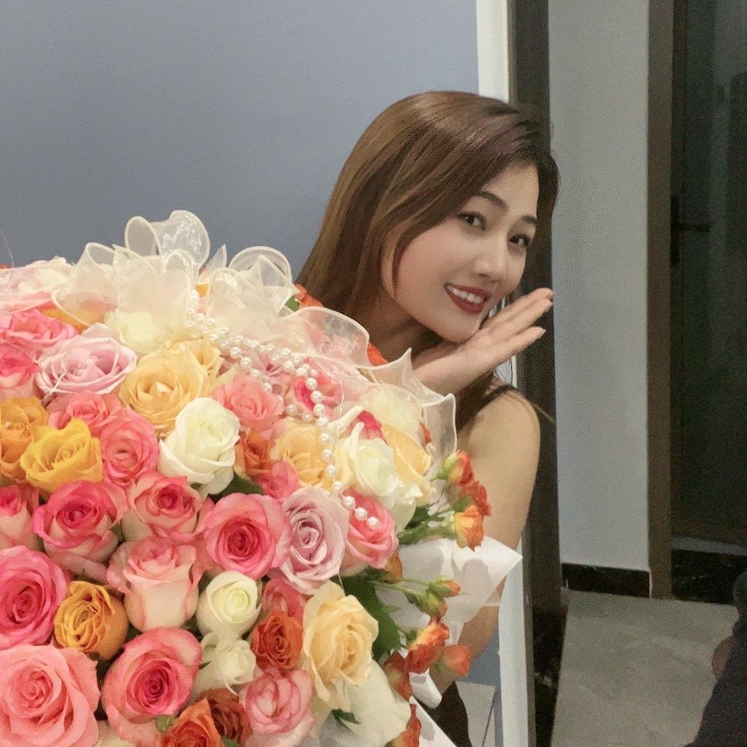 馋小馋卤味工厂店