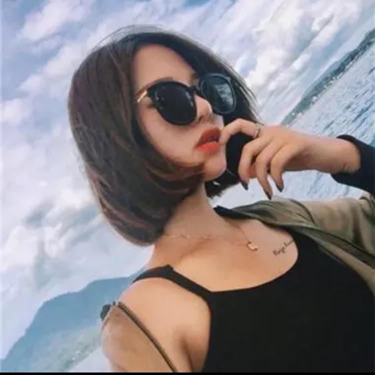 小蝴蝶结