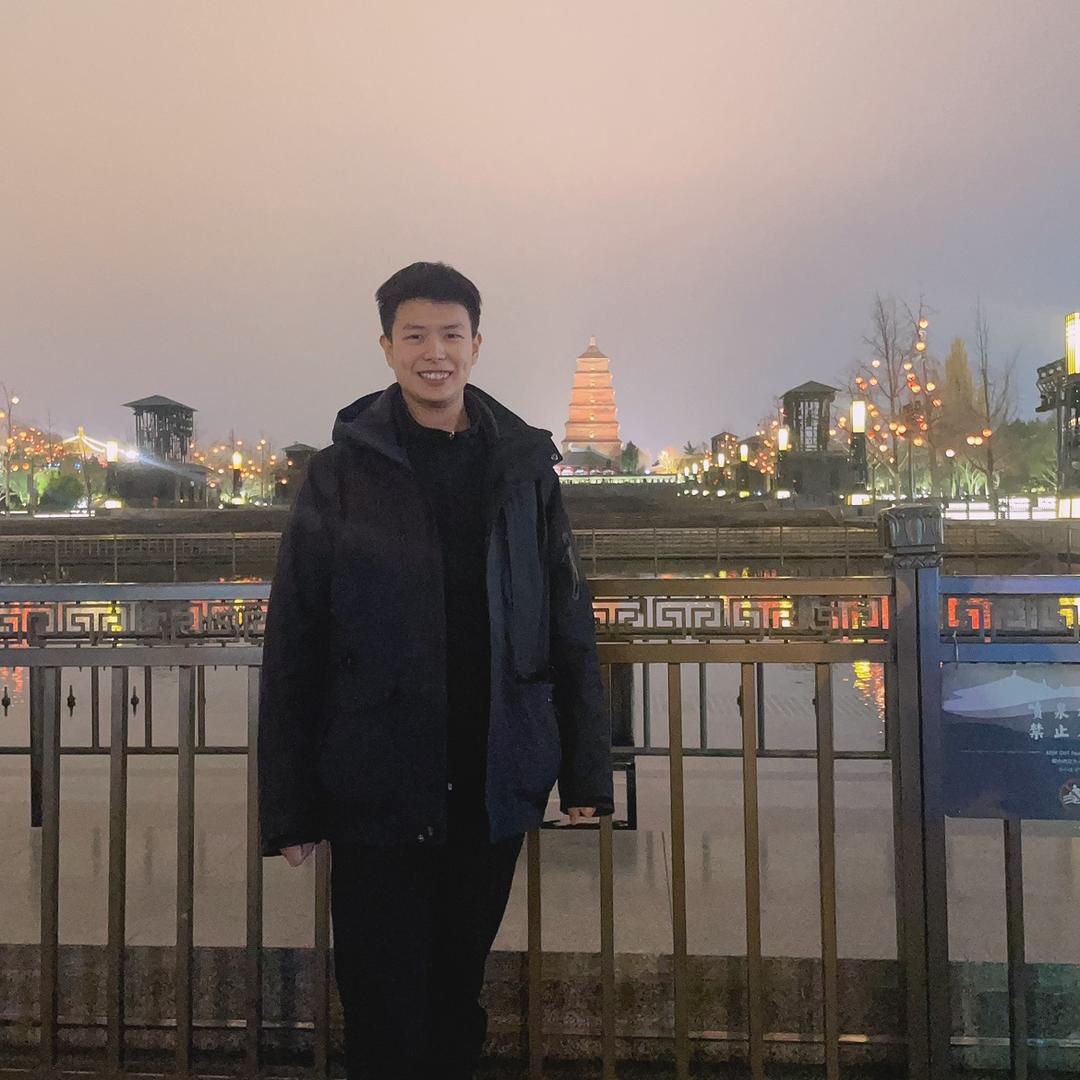 临海挥手道别