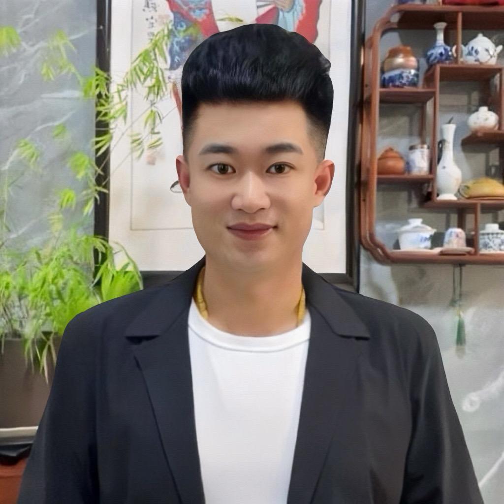 闫炳辰