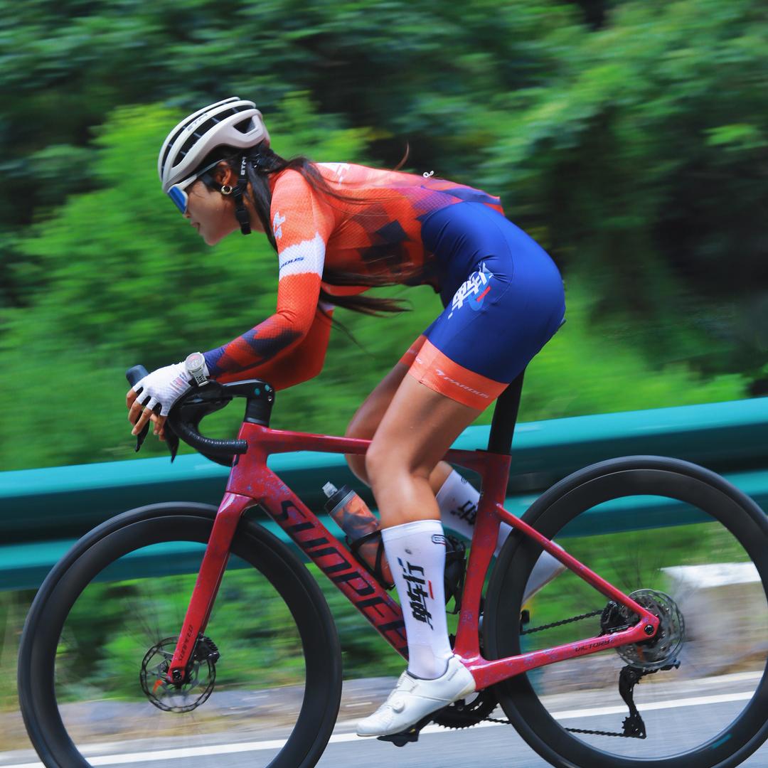 单车行女子队🩷文雯