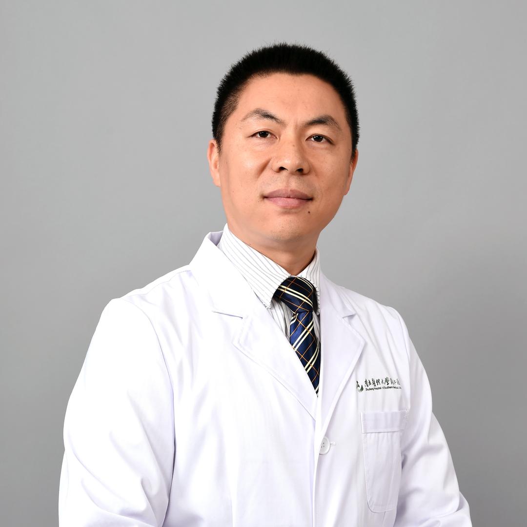 肛肠科何剑平医生