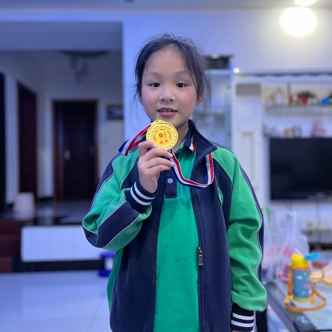 小李爱吃玉米🌽