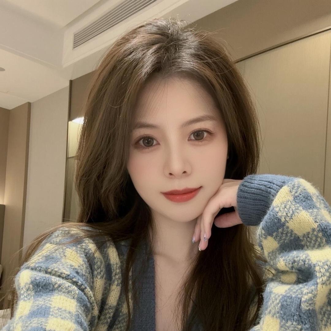 月亮上的垂耳兔