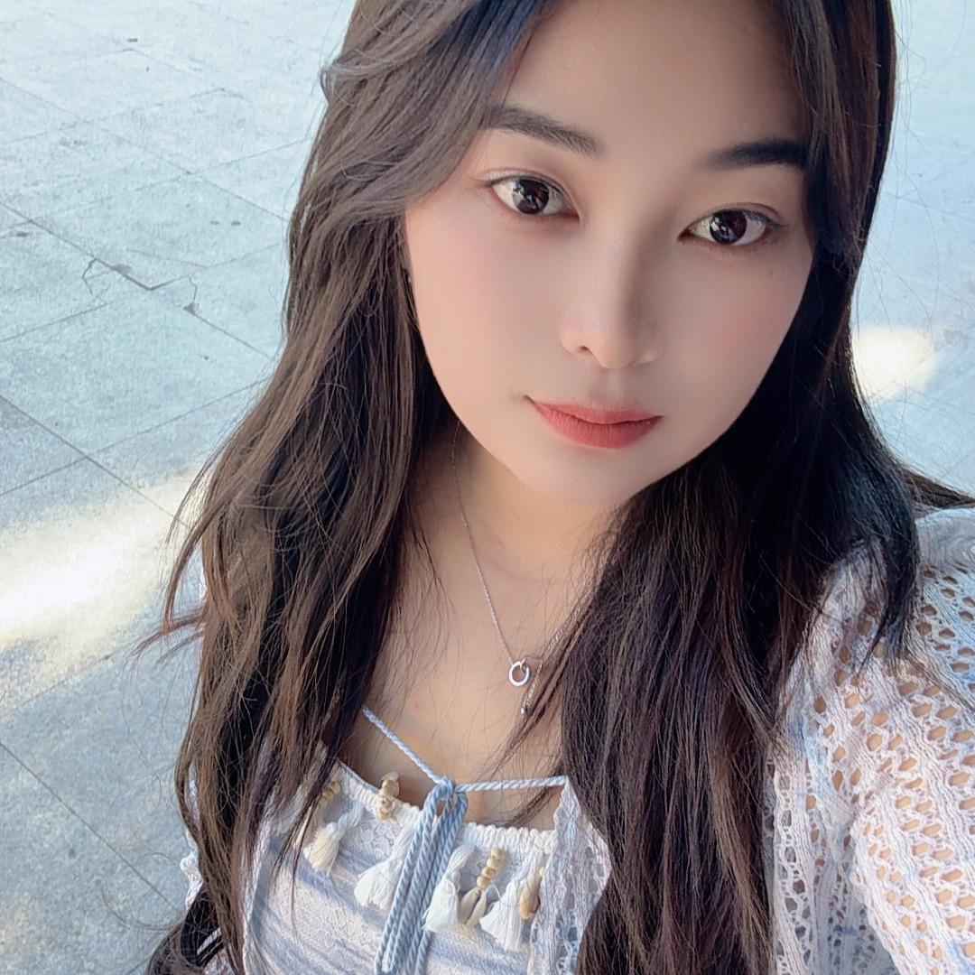 @ღ᭄ꦿ ৡ傻丫头ℒℴѵ：໑ຼₒ₂ᮨ₂⸙