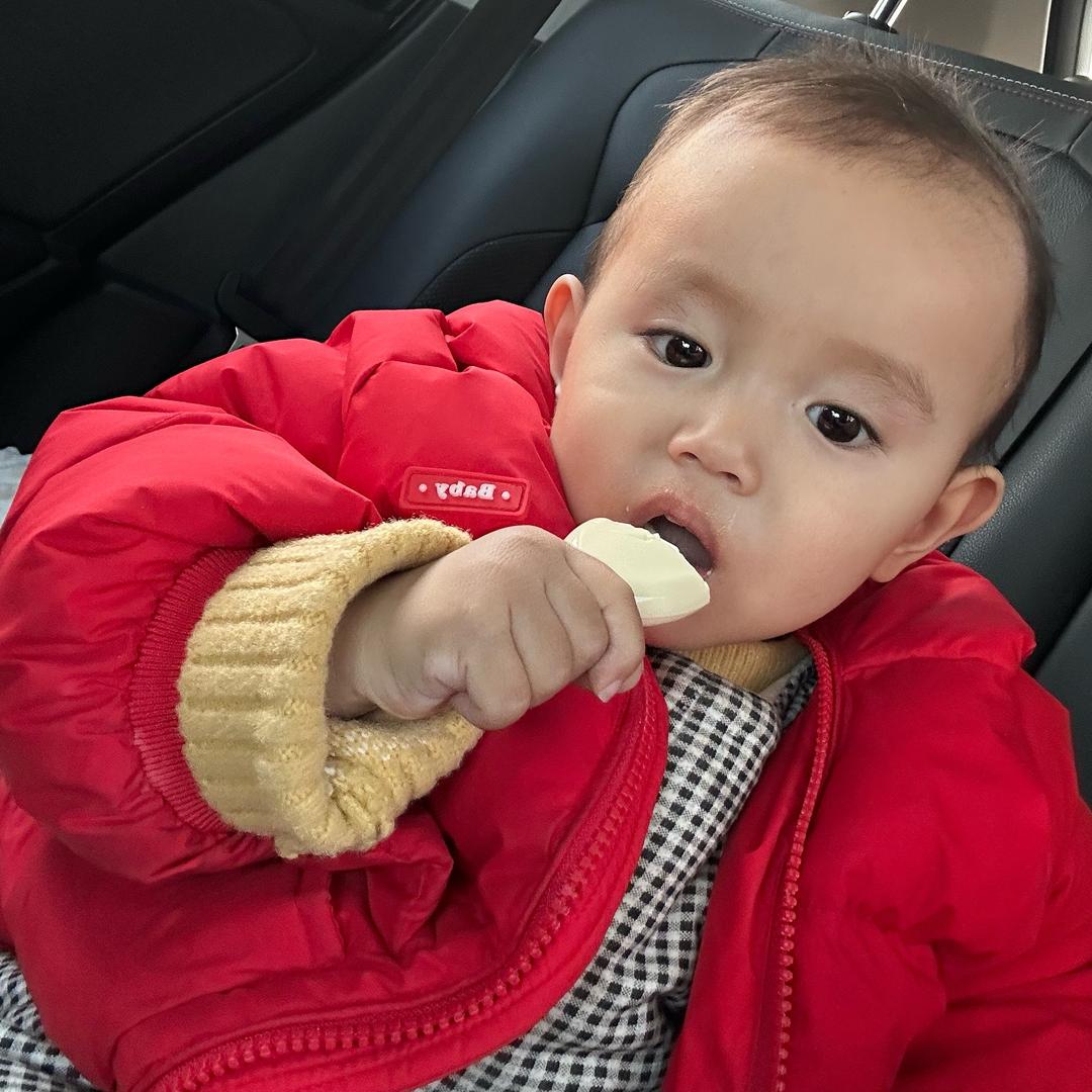 我叫有有.
