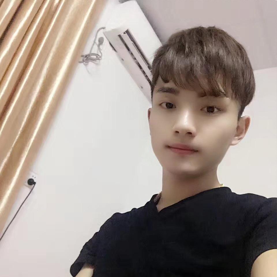 沐小森-店长-向维