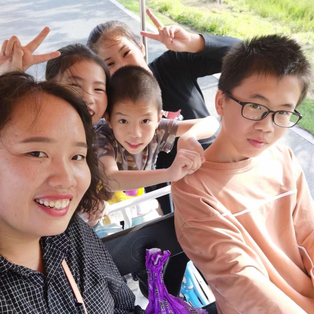 燕子海宁金悦门窗