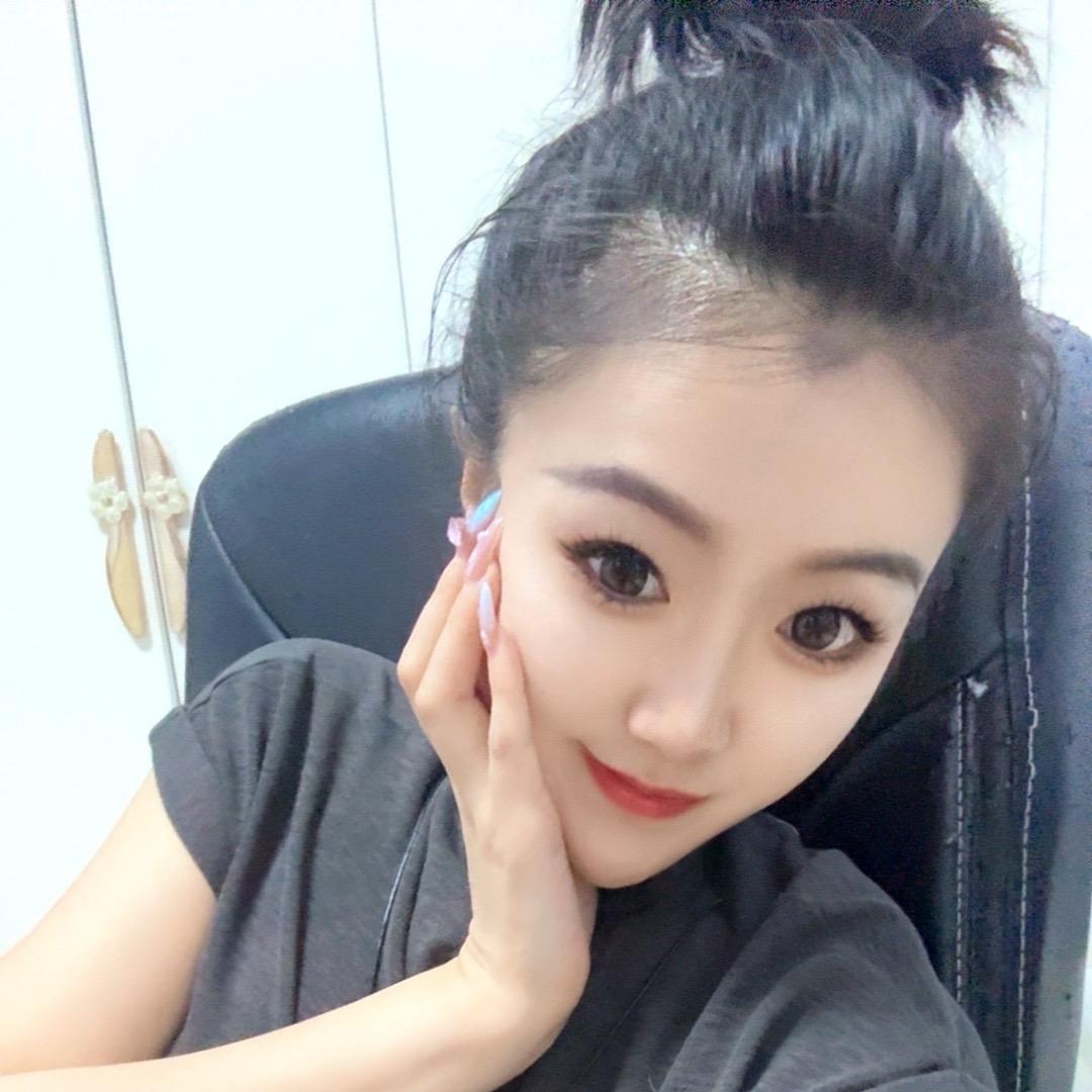 ☀feather。     .⬆️⬆️