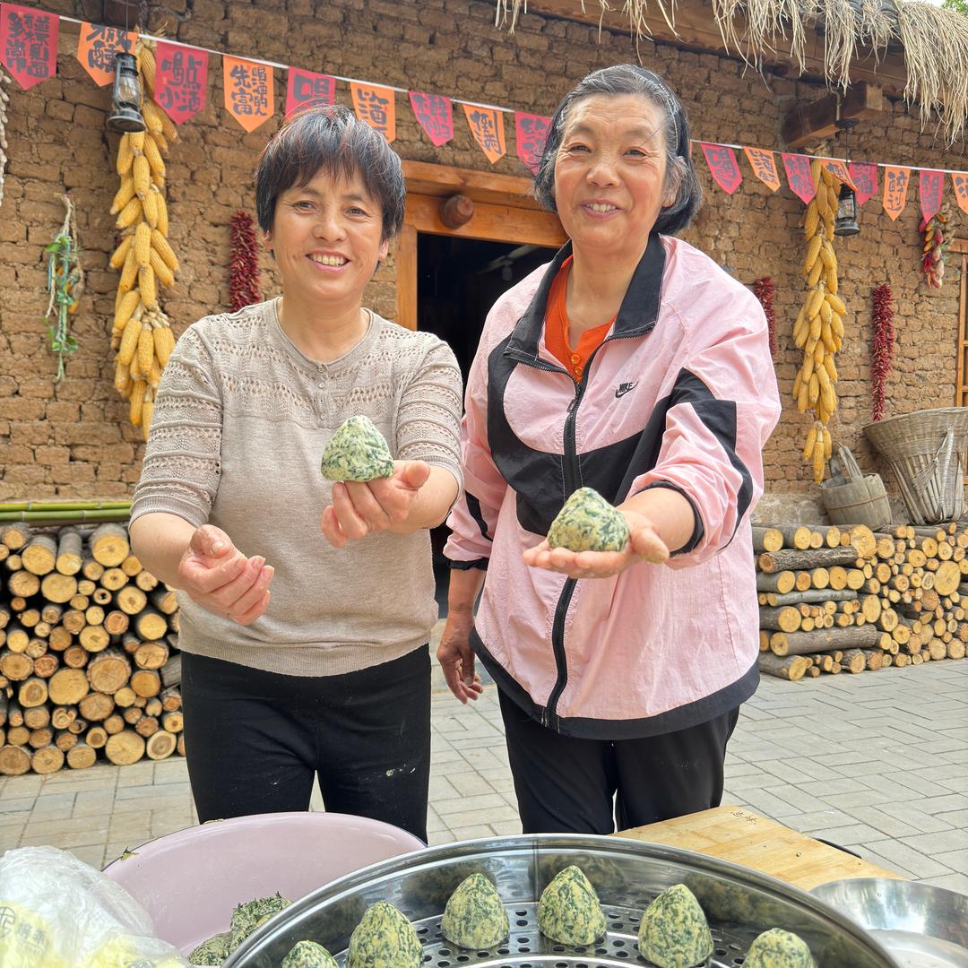 炊烟里的姐妹