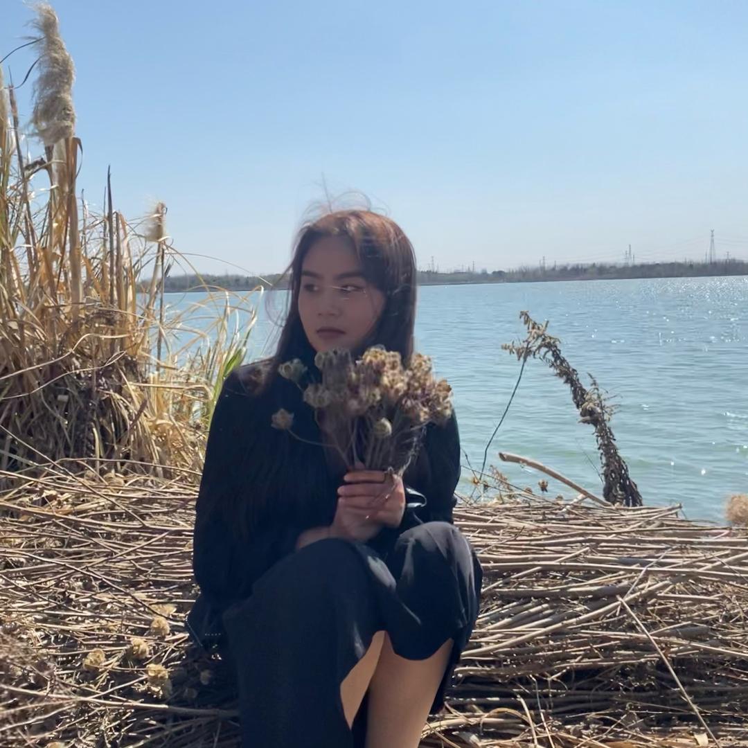苗苗苗瑞婧