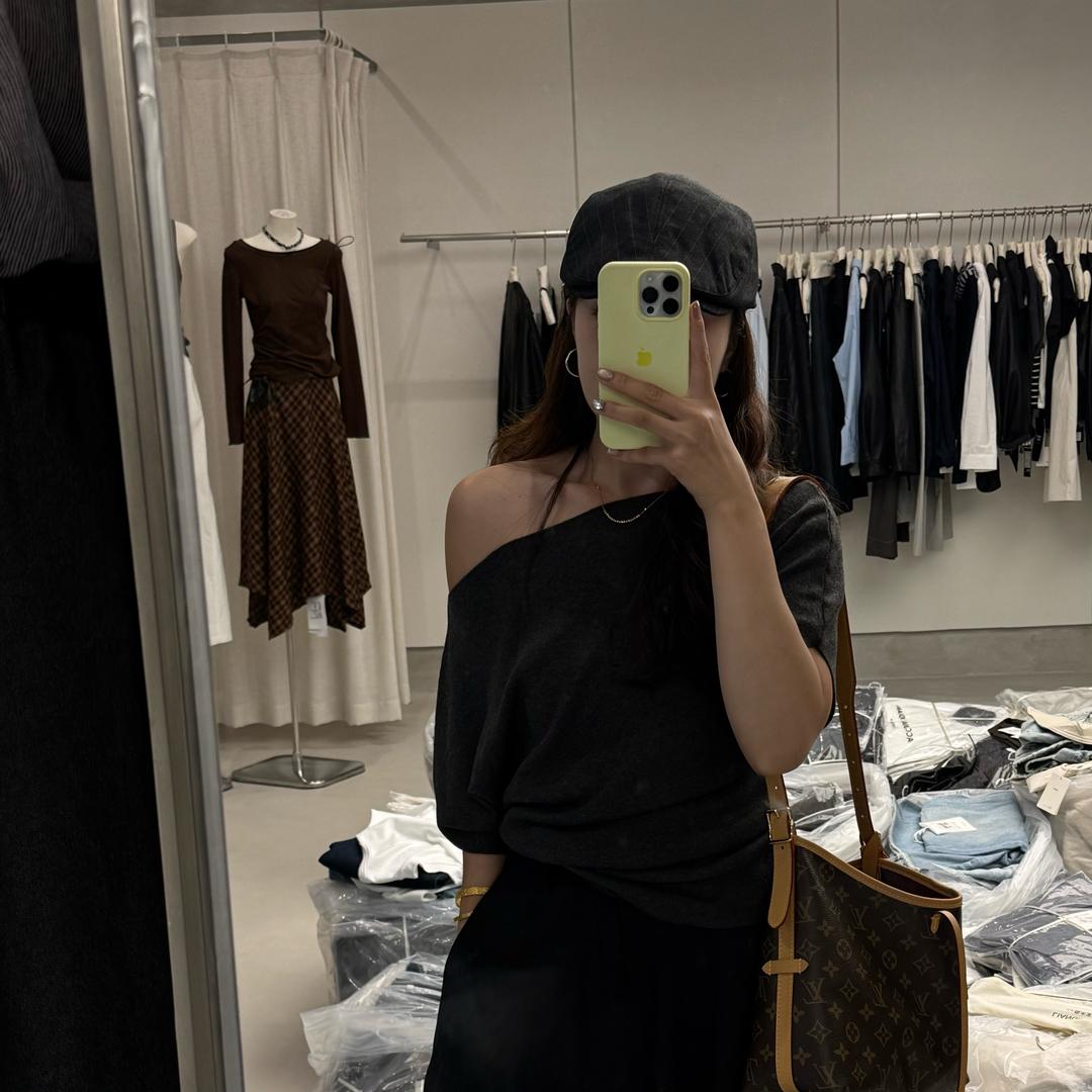 平邑县-初见服装店