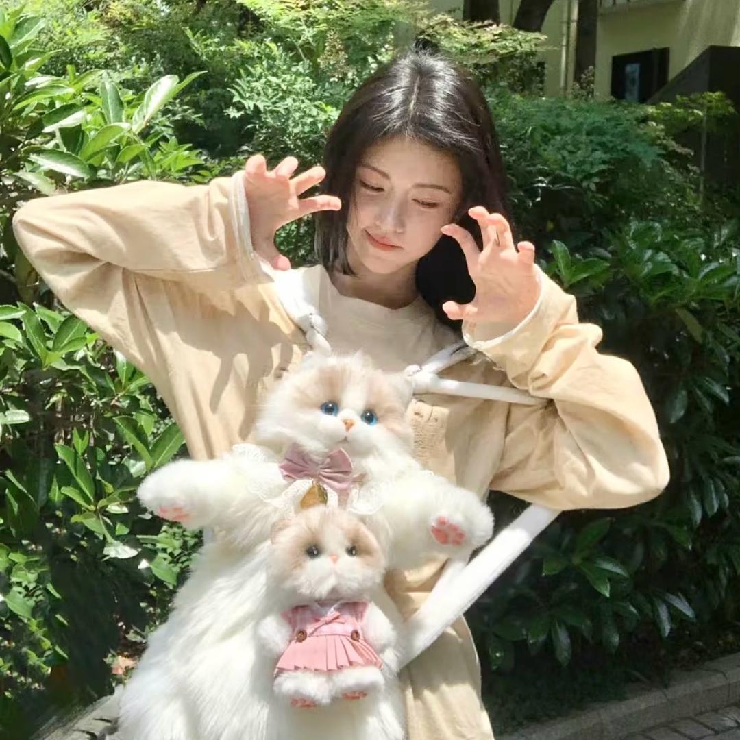 美女话不多