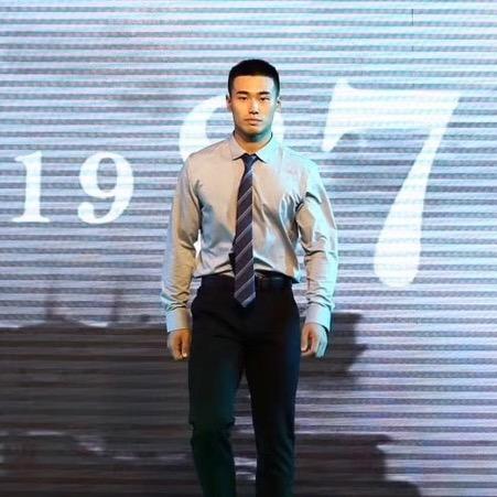 申小黑先生穿搭分享