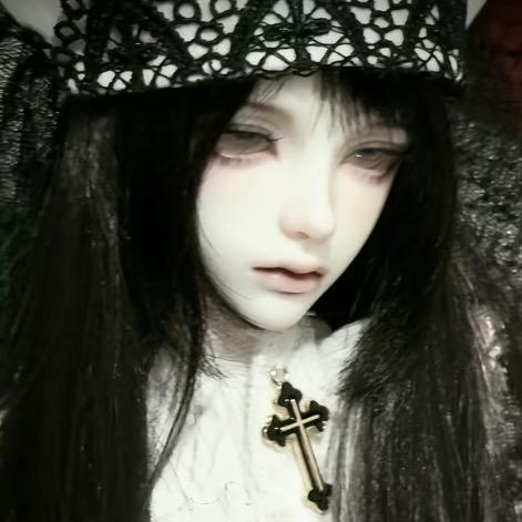 ^-^