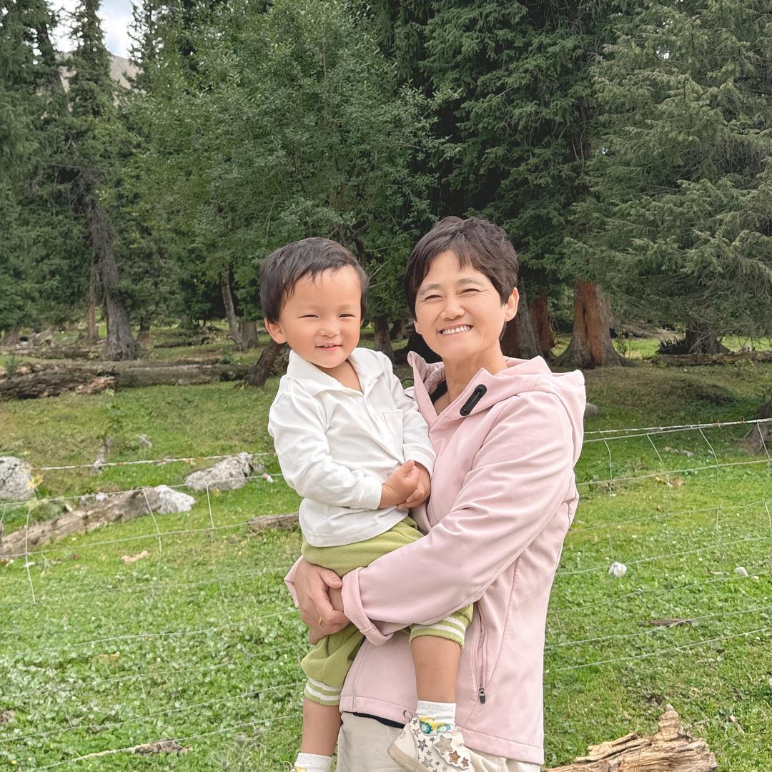 小柒麻麻（单亲努力养娃ing）