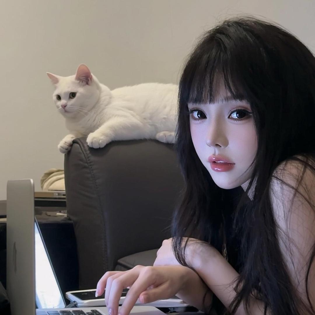 洁洁⋯