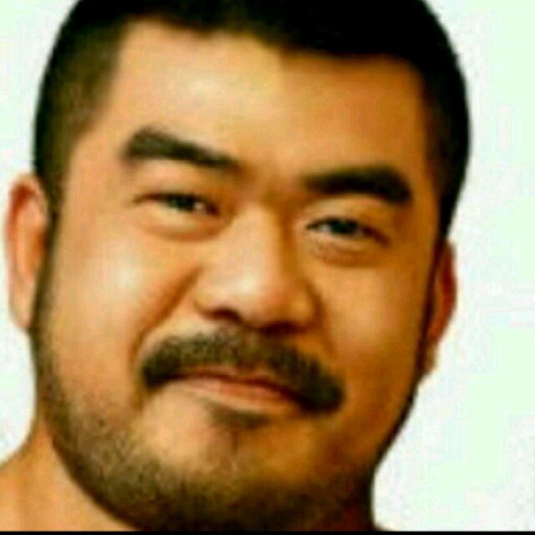 （40男人一枝花）强哥