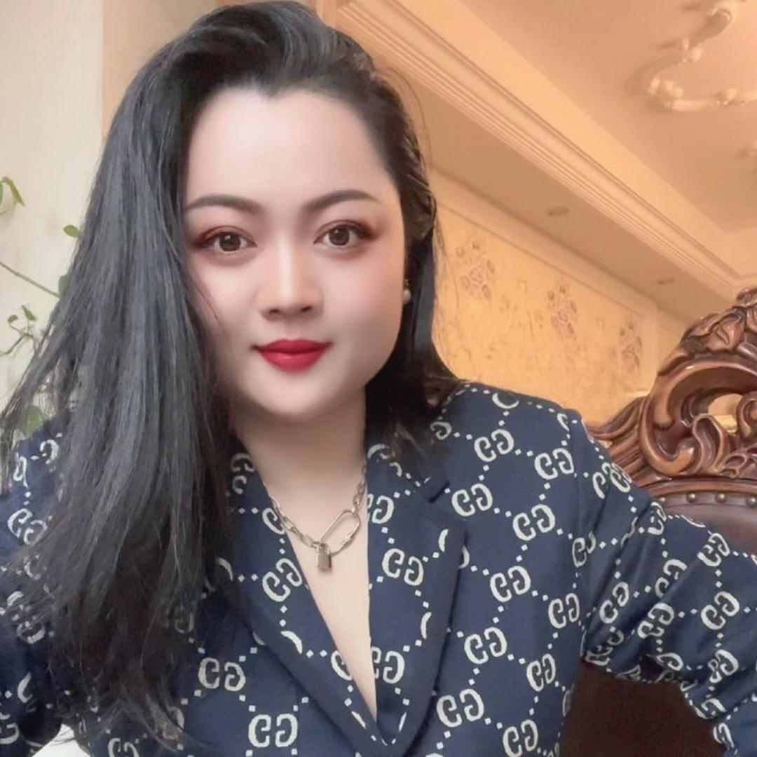 卖轴承的老板娘