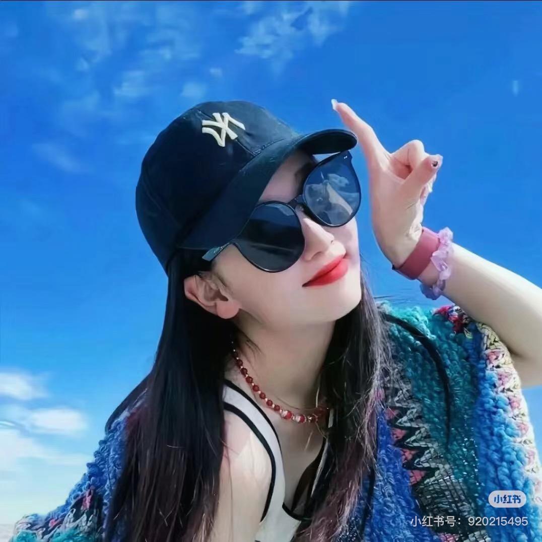 小姈拍车