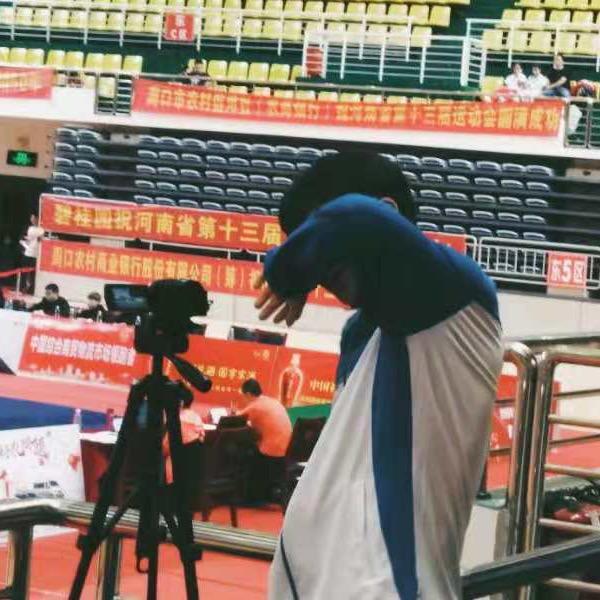 王璐璐