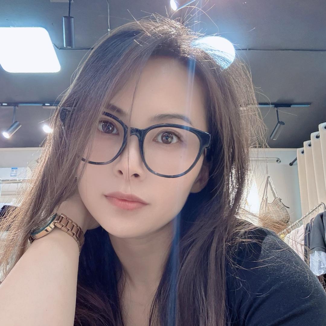 巷往Hopeful女装买手店