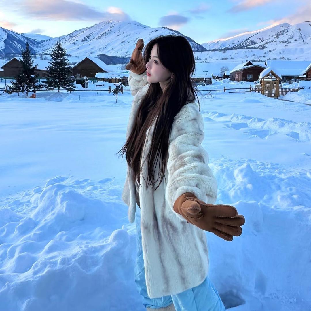 螳螂姑娘爱上了小强