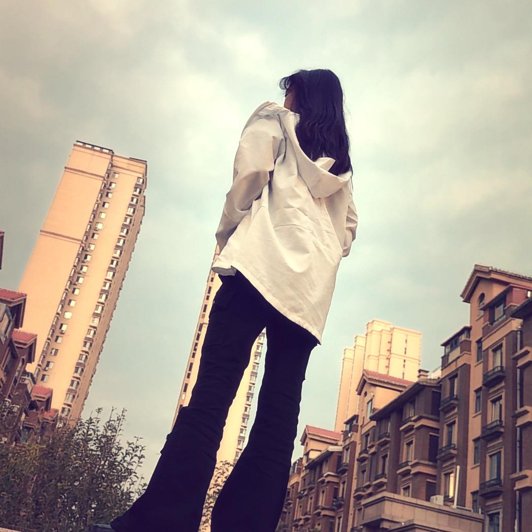小 晴 绪.