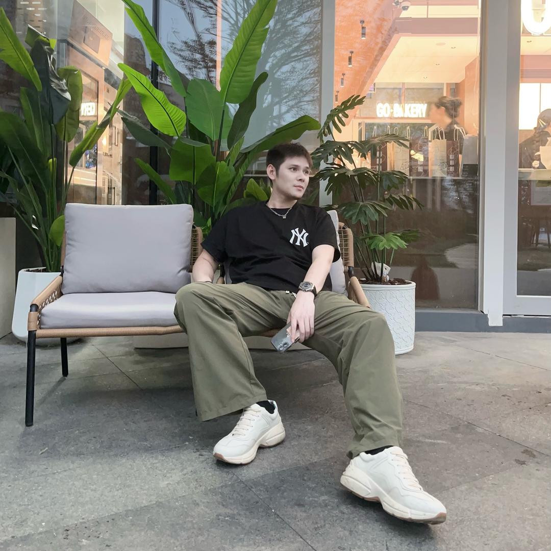 涵.