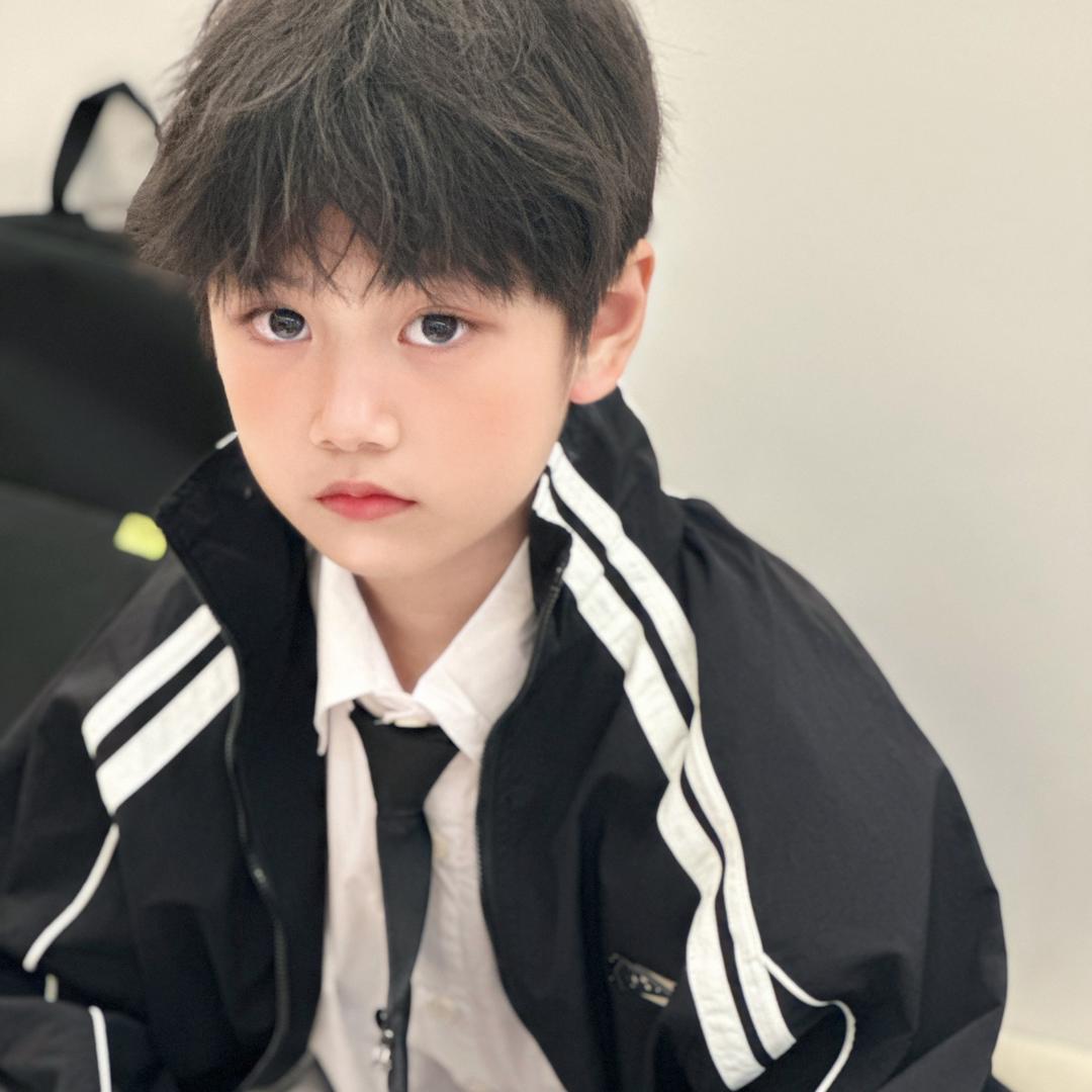 汉堡妈男童搭配