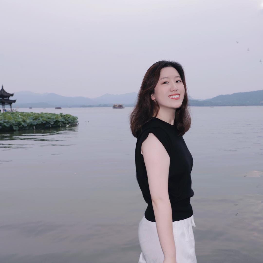 多多爱撒娇