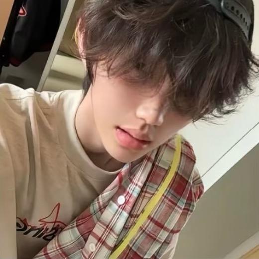 想当大头爸爸🏸