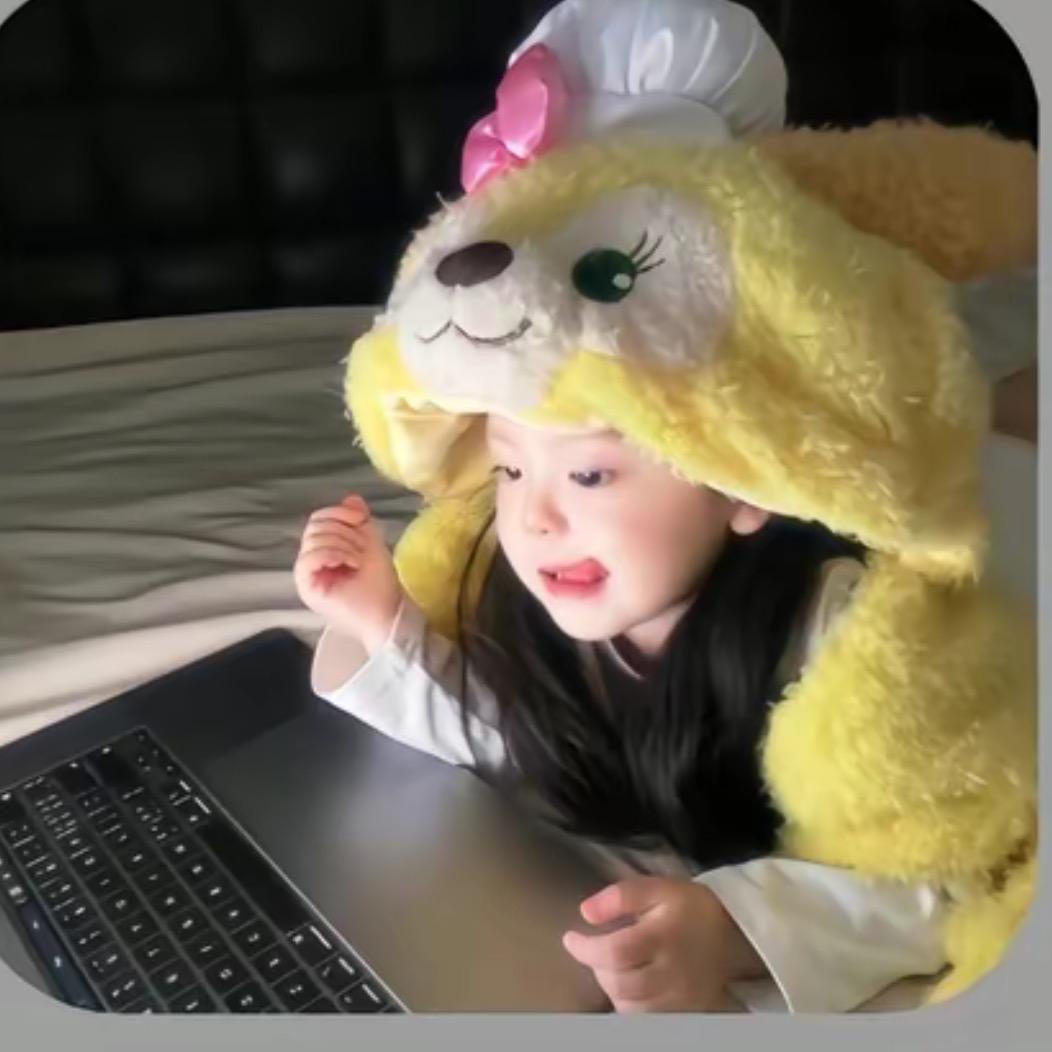 李哈哈.