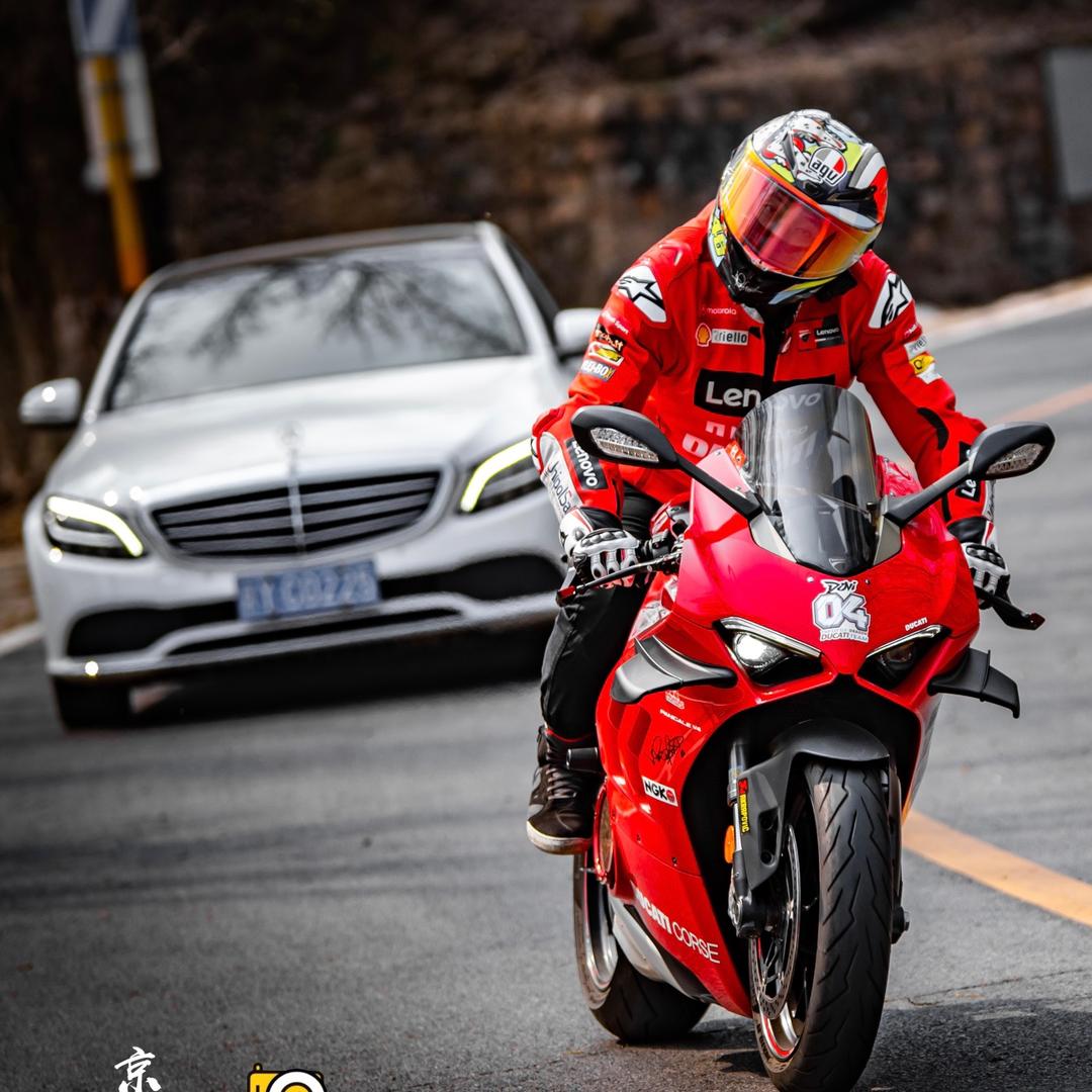 强子爱喝铁子（有社保）