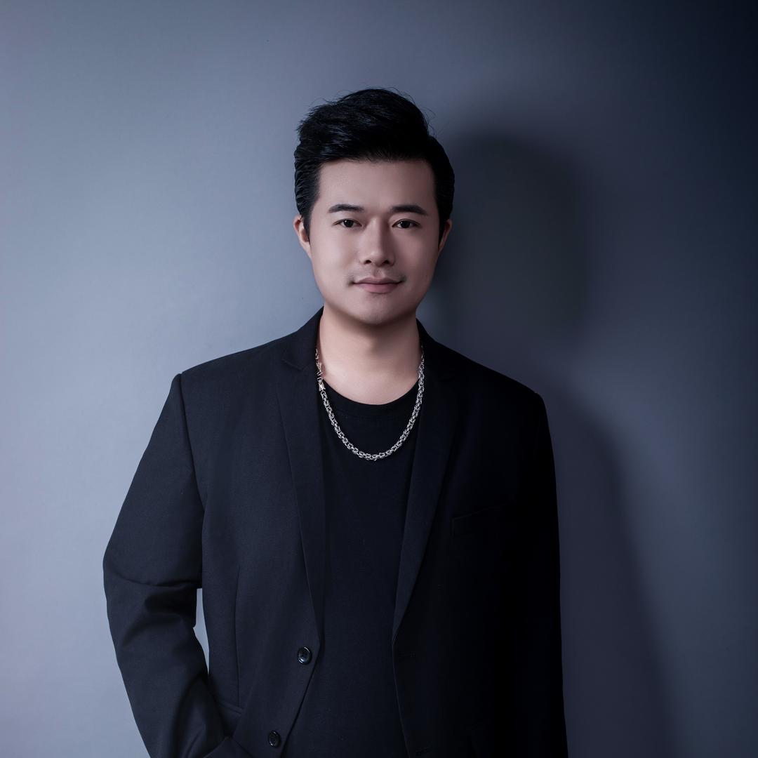 孙建男士剪烫丝月