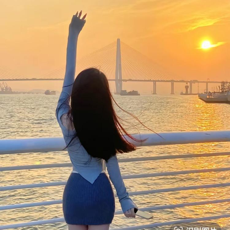小青姐.