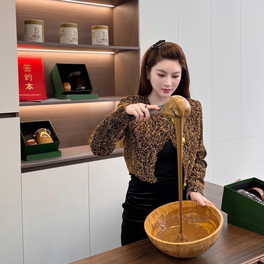 栩陌商贸店