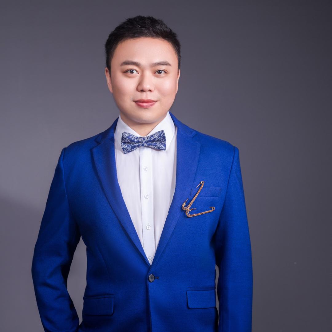 金牌主持伟哥（郑州双喜婚礼主理人）