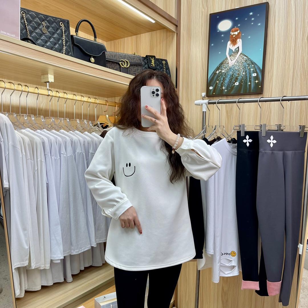 曼尔思服饰