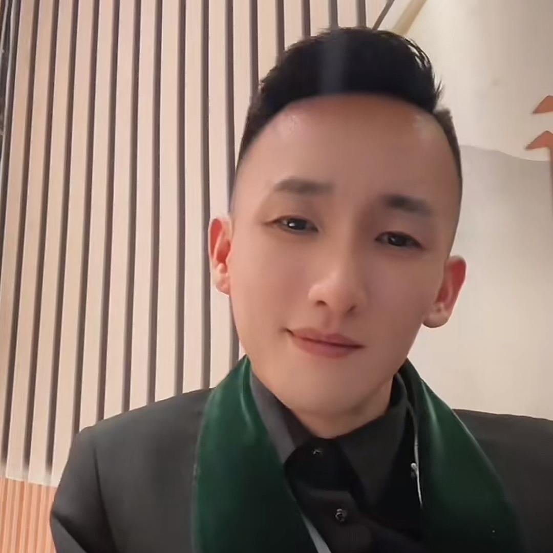 带头大哥（斩虍人）