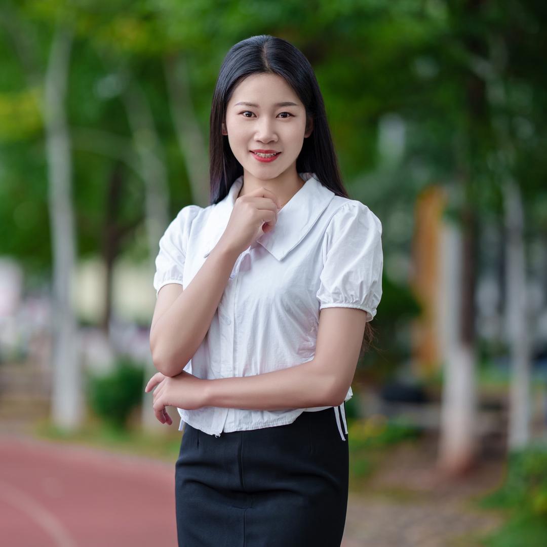 曲靖应用技术学校李老师