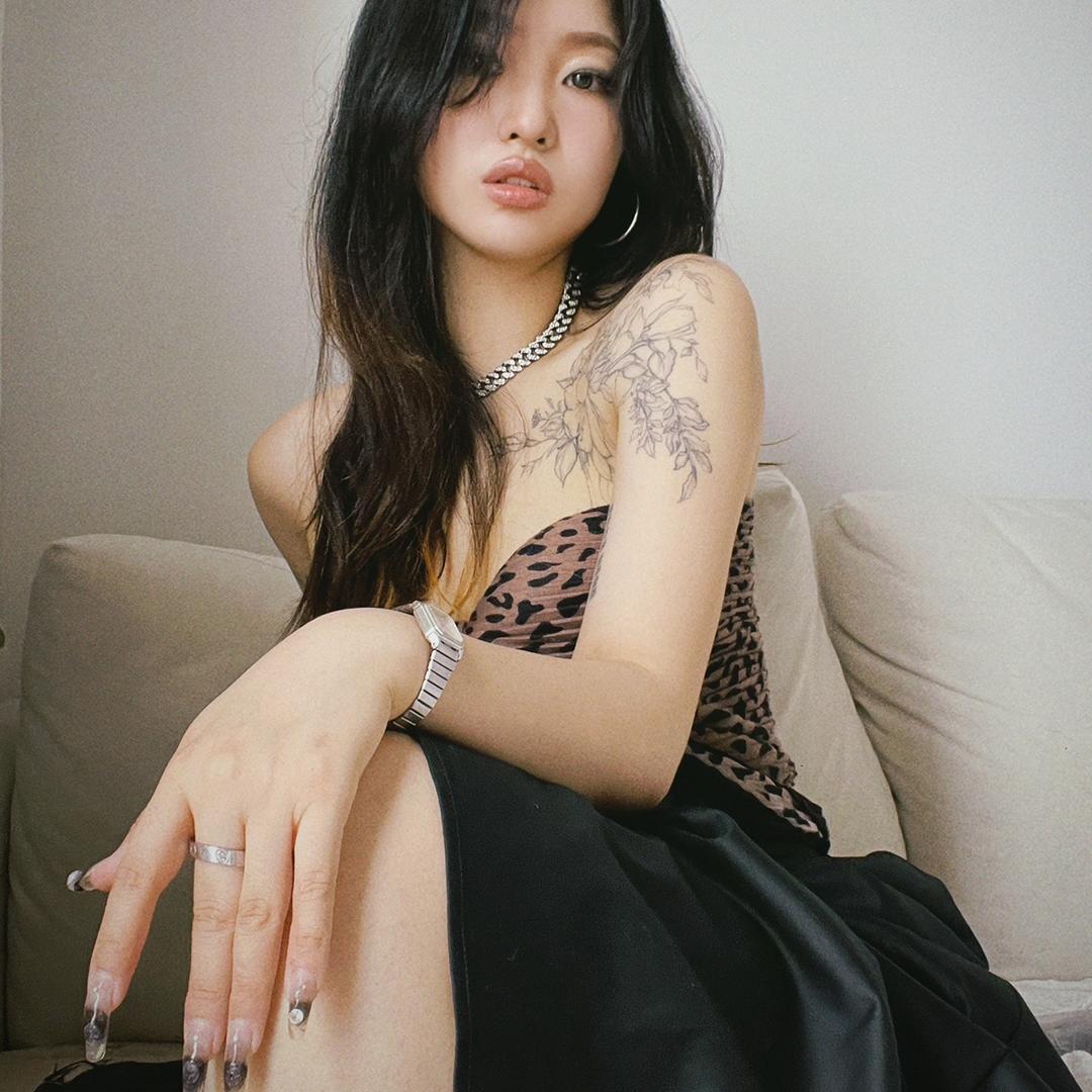宋美莓头像
