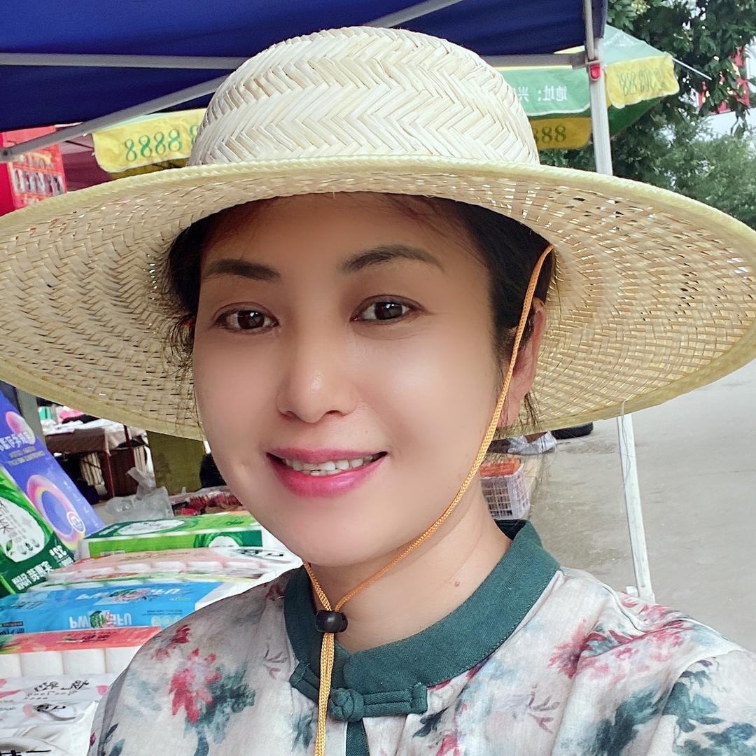 小花的农村生活