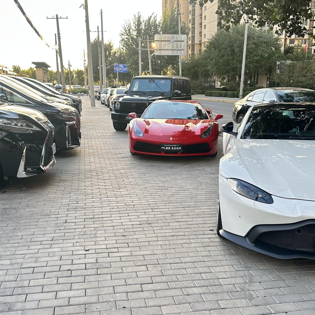 FFL豪车租赁，鸿展科欣豪车