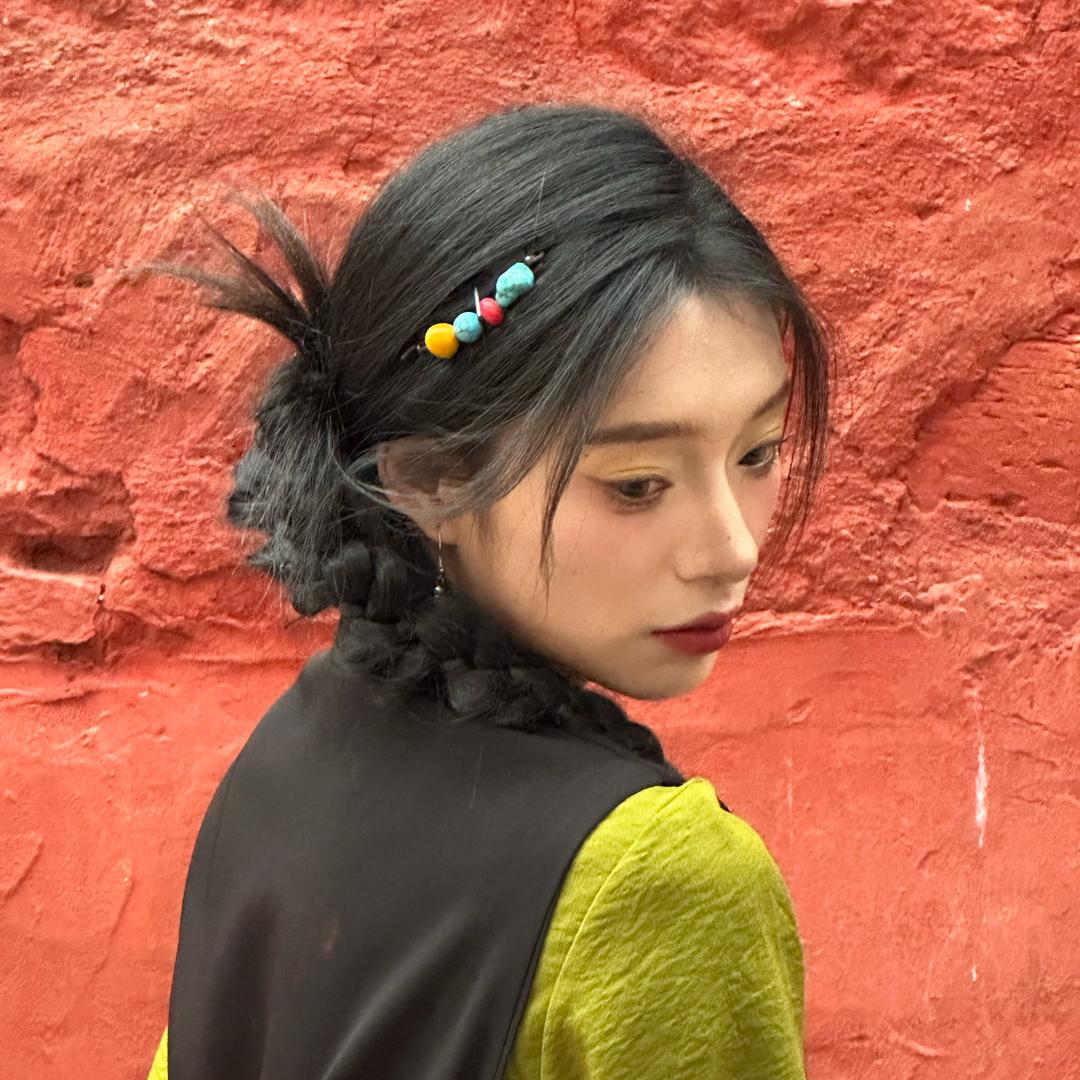 德央央