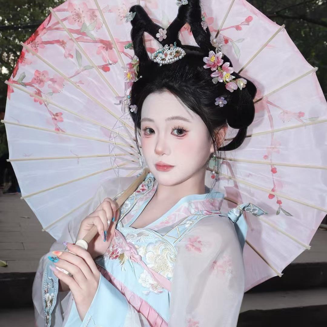 只只