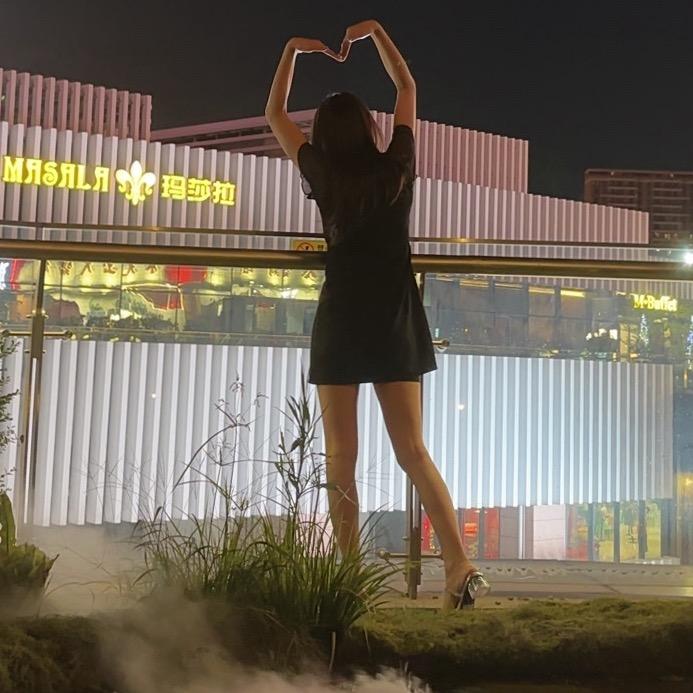 黑玫瑰之谜💫¹⁰¹⁸