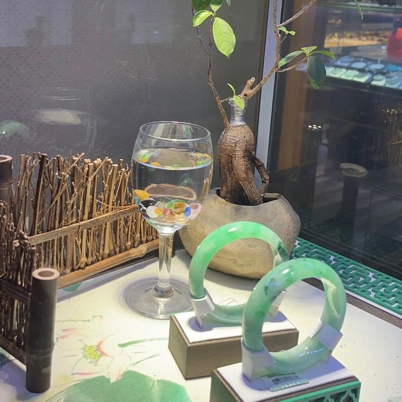 成都爵鼎玉阁翡翠