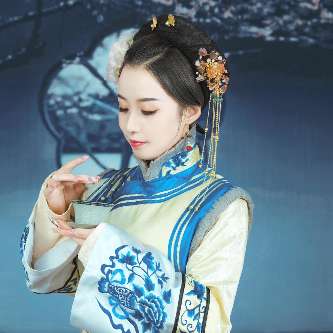 小姨子来杯茶