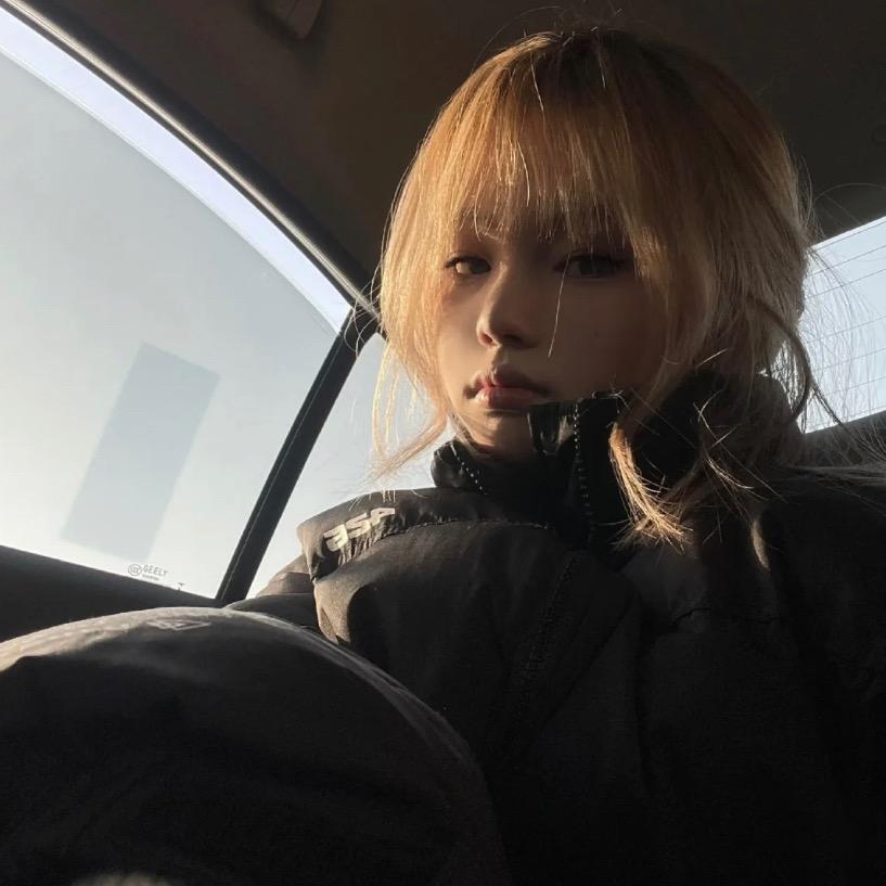 穿睡衣
